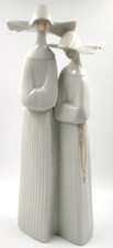 FAB LLADRO PORCELAIN TALL  2 NUNS WITH ROSARY BEADS FIGURINE 4611  13" / 33cm