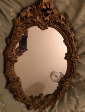 Vintage Ornate Oval Wall