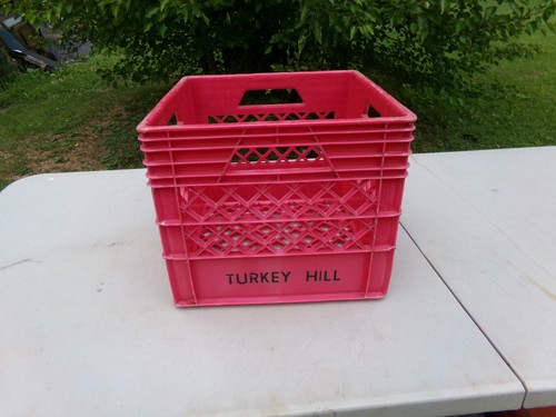 Turkey hill red plastic - hill, milk