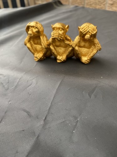 Three wise monkeys - wise, golden