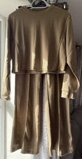 Bnwot Ladies 2 Piece