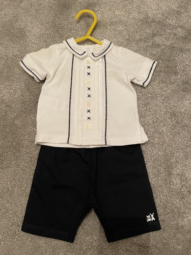 Baby boy emile - boy, up