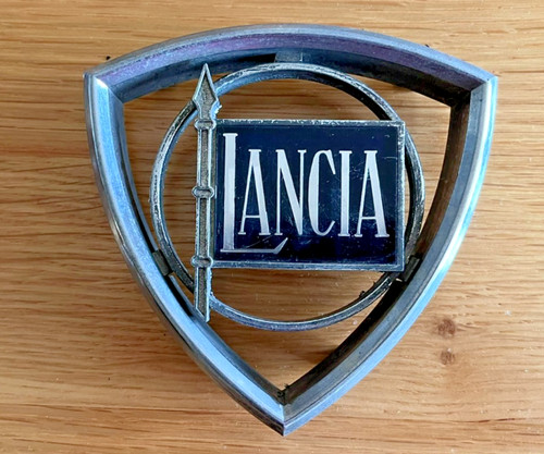 Lancia front grill badge - front,