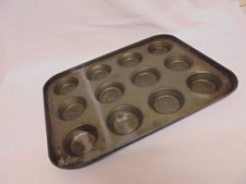 Vintage Twelve Hole Jam Tart