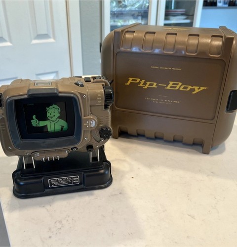 Bethesda fallout pip boy - bethesda, pip-boy