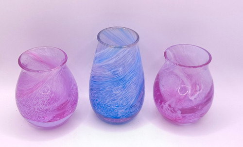 Set art glass vases - of,