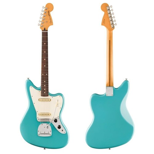 Fender player series jaguar - series,
