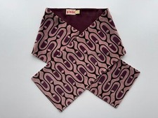 Ginka scarf by Neisha Crosland from 2005, rare pattern, aubergine detail