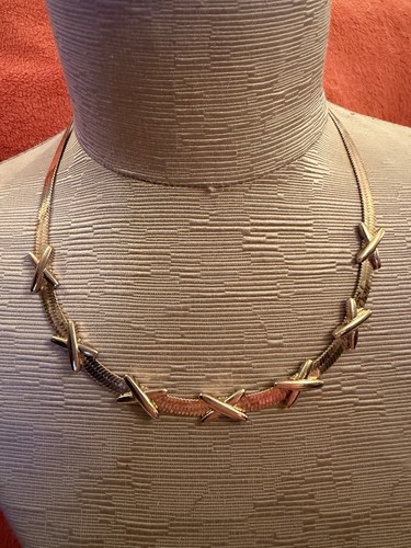 Gold tone snake chain choker - snake,