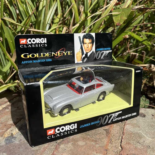 1997 corgi classics james bond - corgi,