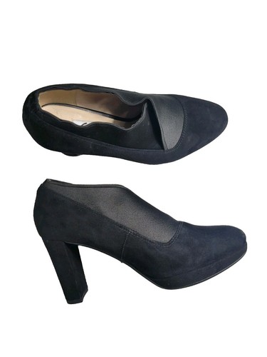 Clarks women size 5 - , women's