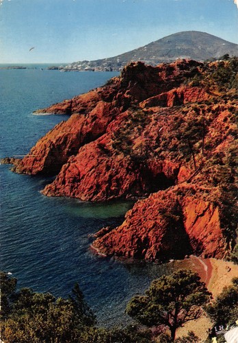 83-ESTEREL-N�4144-C/0069