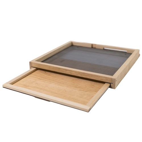 Varroa mesh floor with - mesh,
