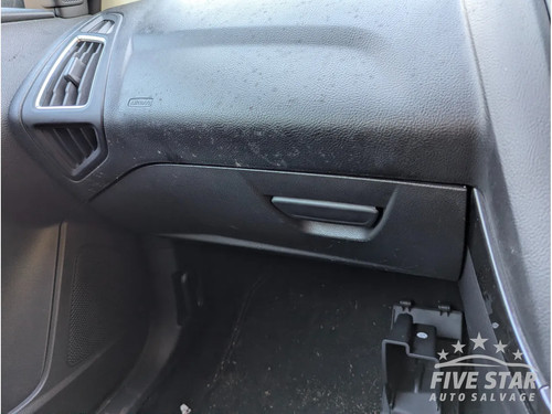 Ford focus dashboard glove - ford,