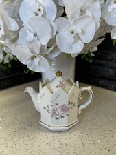 Vintage Teapot – Unusual