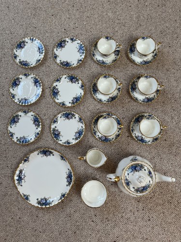 Royal albert vintage blue - vintage,