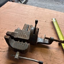 VINTAGE SMALL ENGINEERS MODEL MAKERS BENCH VICE