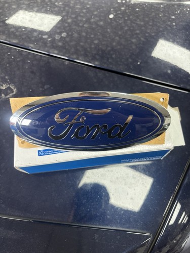Genuine ford front grille - genuine,