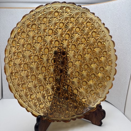 Fenton amber daisy and button - daisy,