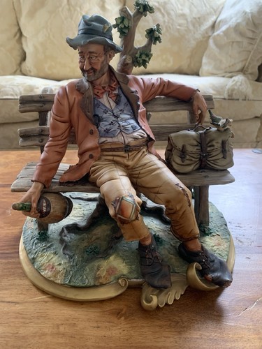 Capodimonte tramp with wine - with,