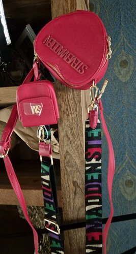 Pink faux leather round - faux,