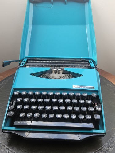 Vintage smith corona - vintage, gt