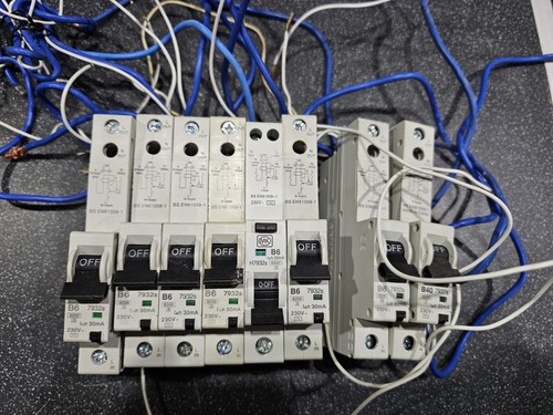 L326 job lot - job, of