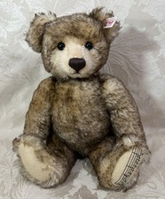 Steiff The English Teddy Bear