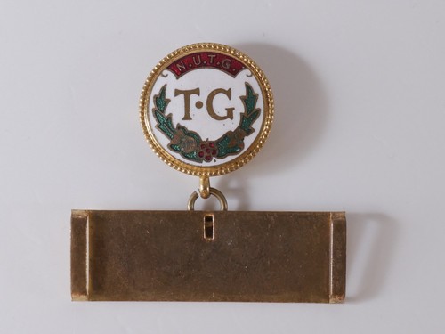 Vintage nutg townswomen - vintage,