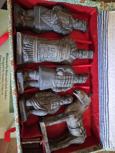 Vintage terracotta clay - ,