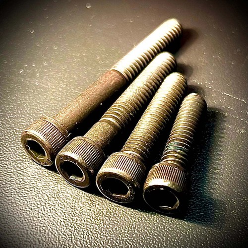 Unc socket cap screw - unc,