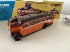 Corgi Classics Finglands AEC Regal Coach Bus Set 1/50 Scale Man City FC