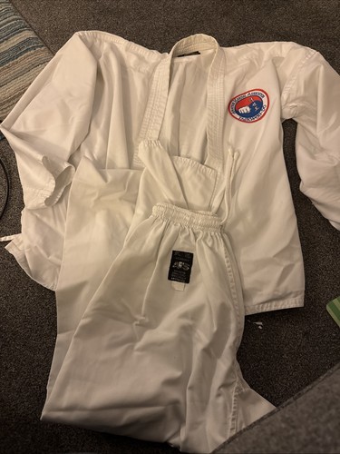 Taekwondo uniform adult small - uniform,