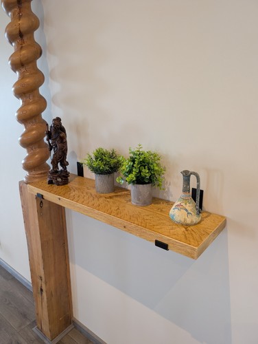 Wooden display shelf hand - wooden,