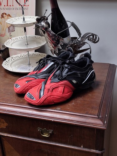 Balenciaga tyrex black and red - black,