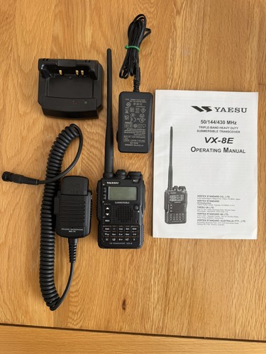 Yaesu tri band 2 - vx-8e, 2/70/6m