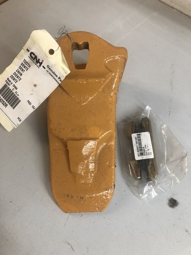 Case bucket tooth with - bucket,