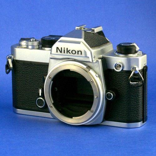 Nikon film camera - film, body