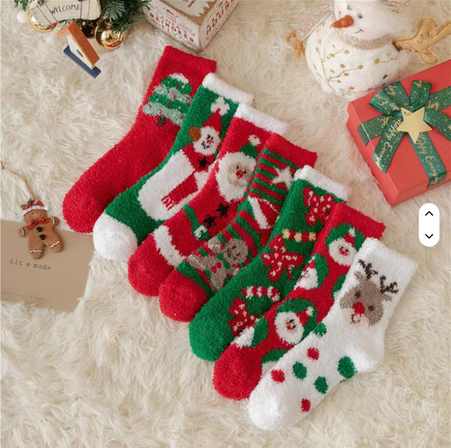 Women fuzzy christmas - women’s,
