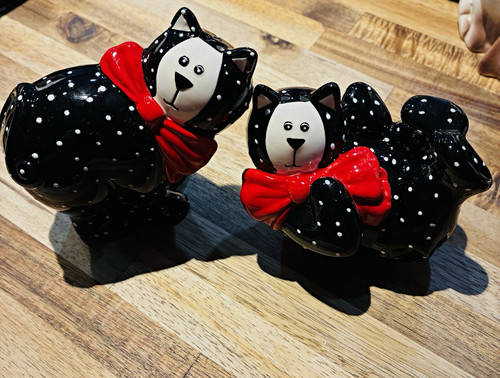 Black white polka dot cat - polka,