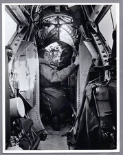 VICKERS WELLESLEY BOMBER CREW