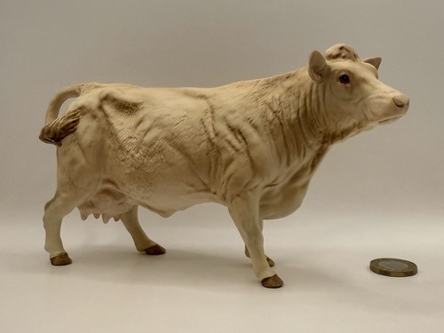 Beswick charolais cow matt - charolais,