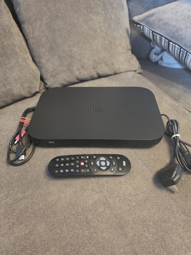 Sky box es130 - q, remote
