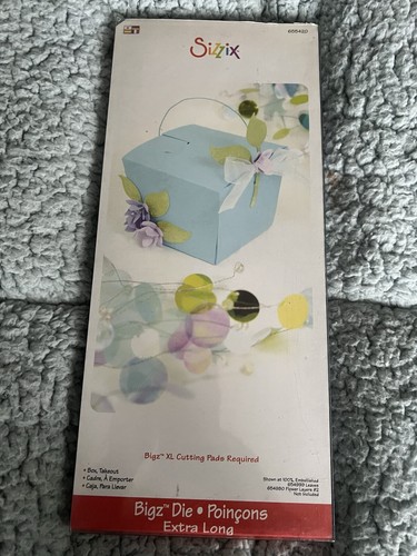 Sizzix box takeout - takeout, opened