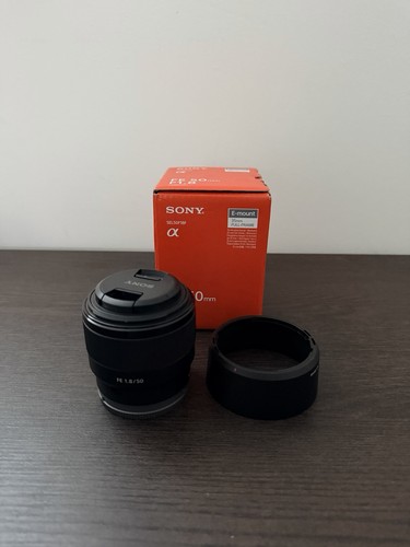 Sony 50mm 8 - f/1.8, sel50f18f
