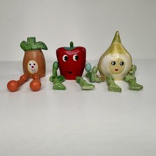VINTAGE 1980S  ANTHROPOMORPHIC  set of 3 SHELF SITTER-FRUIT VEGETABLE DECOR 