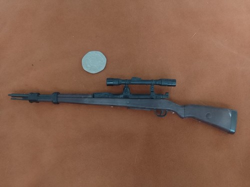 Scale log rifle - 1/6,