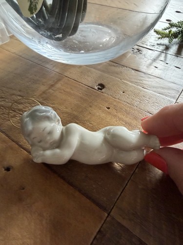 Lladro bay jesus with halo - lladro,