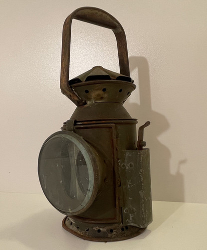 1945 wakefield railway signal - wakefield,