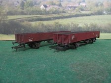 2x 22 Ton Tube Wagons